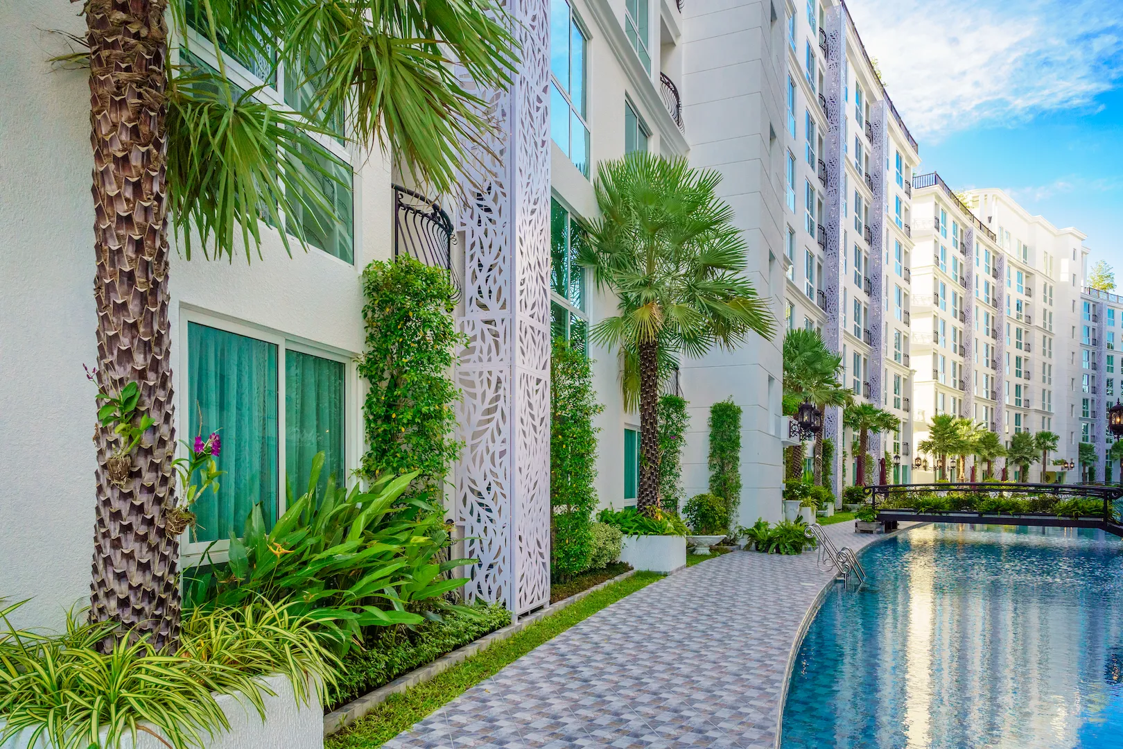 Photo of Olympus City Garden Exterior