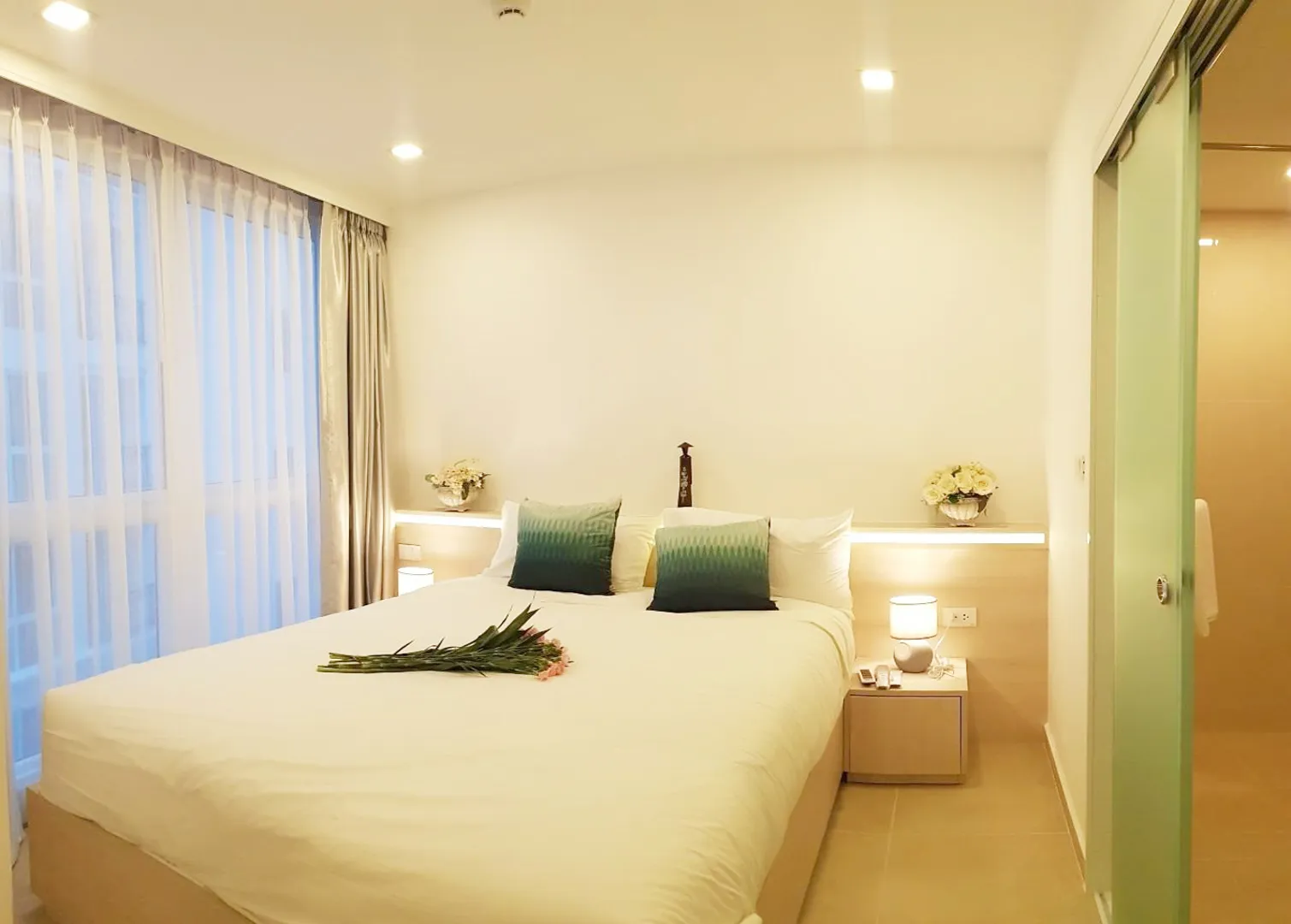 Olympus City Garden 1-Bedroom