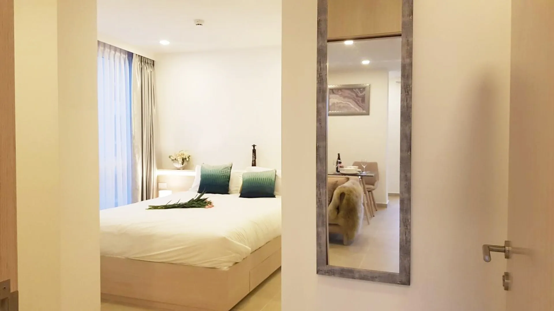 Olympus City Garden 1-Bedroom